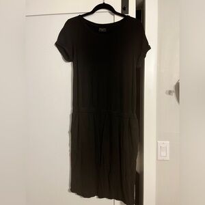 Stretchy Black Midi Dress with pockets